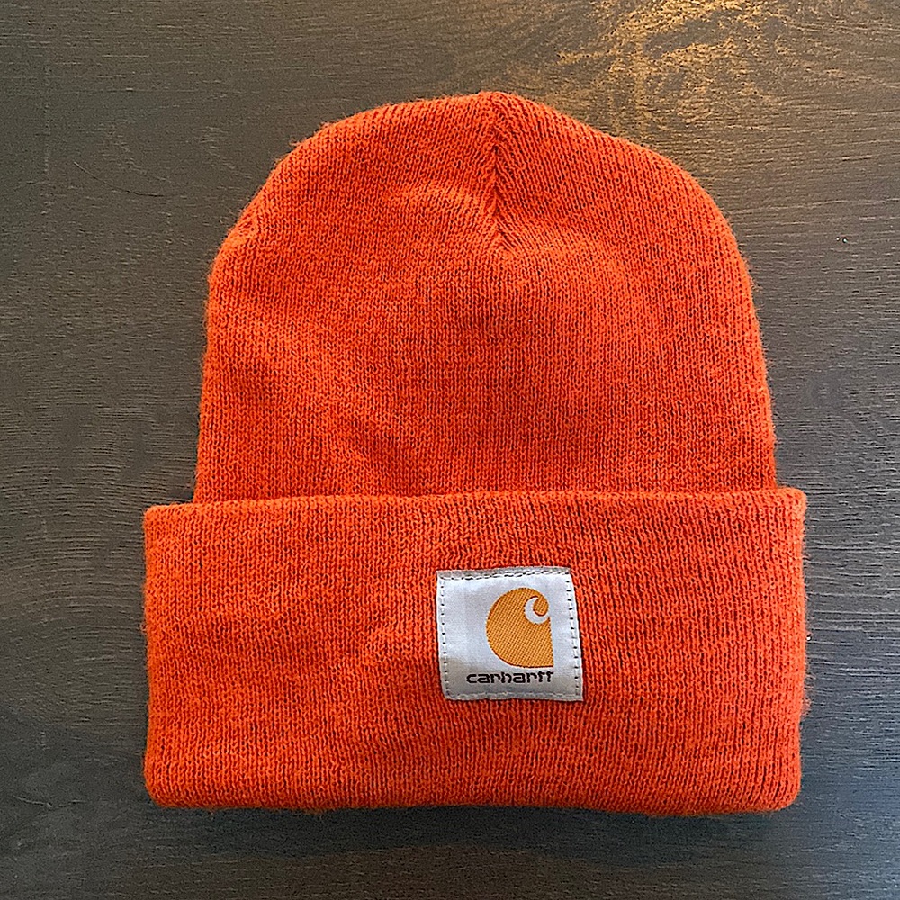 Carhartt dark orange beanie
